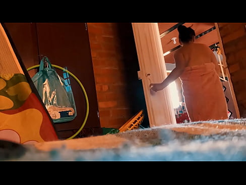 ❤️ Ka whai taku matua keke i ahau ki roto i te kaukau, ka moe ia i a au e kaukau ana. ❤❌ Fucking i mi.porn-milf-300.ru ❌❤